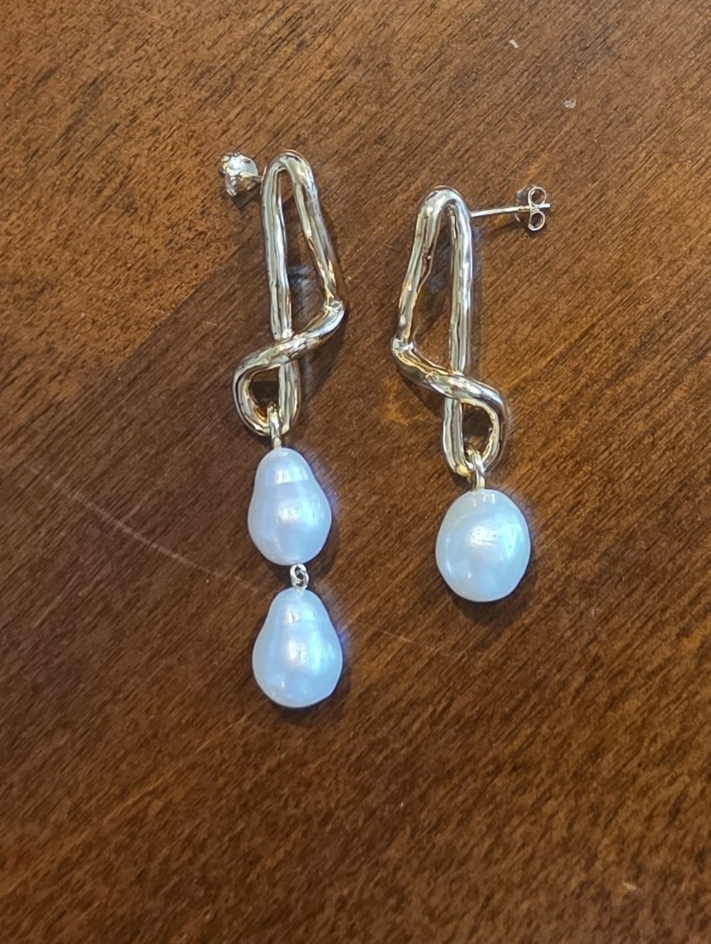 Missoma Molten baroque-pearl drop earrings 18k Goldplated Brass New - Picture 2 of 2